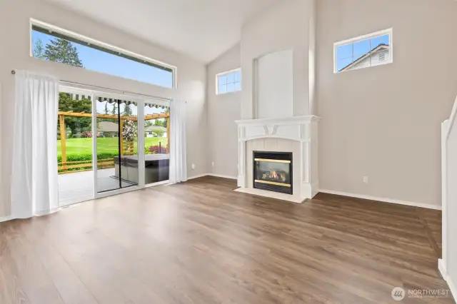 Perfect for entertaining! Lots of windows! Large room and great floorplan! Goes right out to the entertainment deck and hot tub!