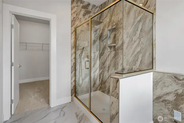 Beautiful shower with full porcelain surround (Photos from lot 9B)