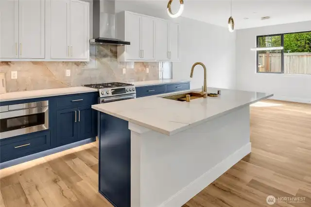Underlit cabinetry  (Photos from lot 9B)