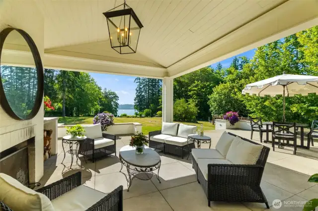 Relax with a spritzer and watch sailboats gently drift by.