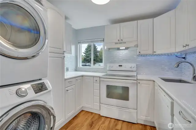 Washer + Dryer