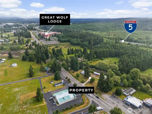 Close to I-5 and Great Wolf Lodge