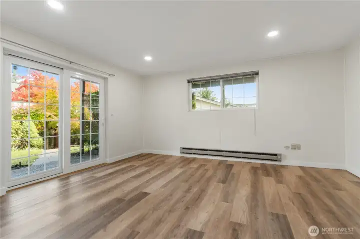 Lower floor bonus room with access to backyard