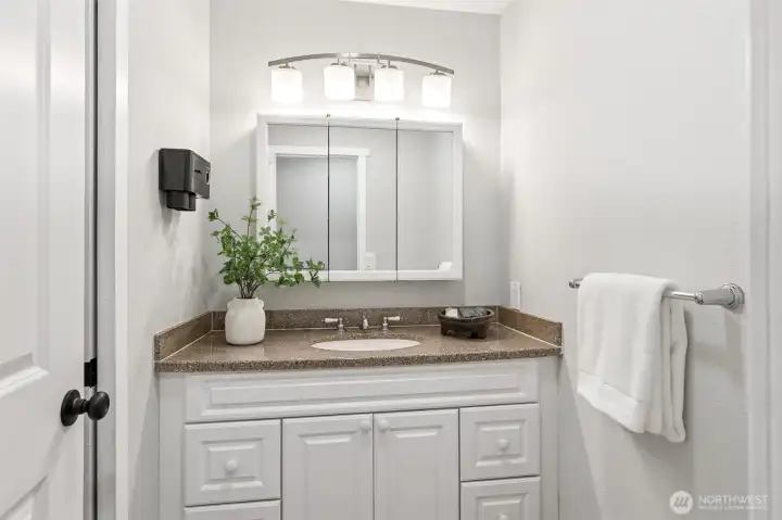 Main Bathroom 2