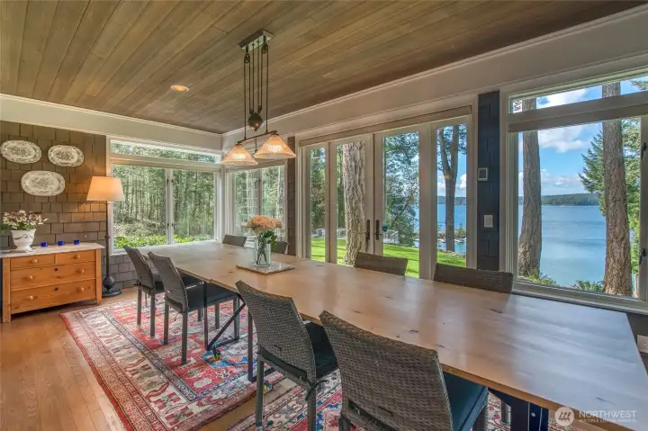 Dining room with quiet views of bay