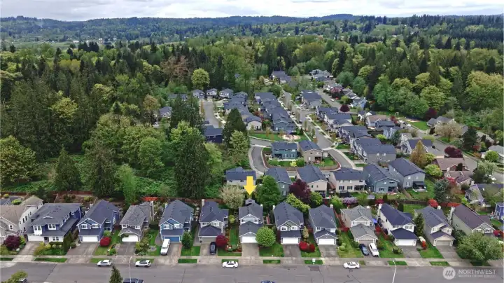 Welcome home to Monroe’s desirable Foothills neighborhood
