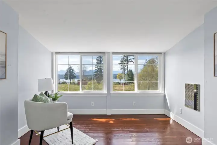 Spacious primary filled with natural light