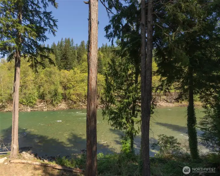 93 feet of direct shoreline ready to be transformed into your ultimate outdoor retreat.