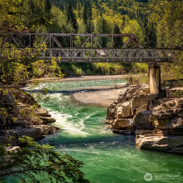 Escape to a sanctuary that celebrates the rugged beauty of the Index area.