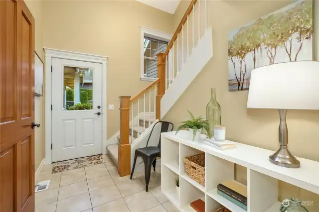 Separate Entry to Mudroom & Living quarters over garage