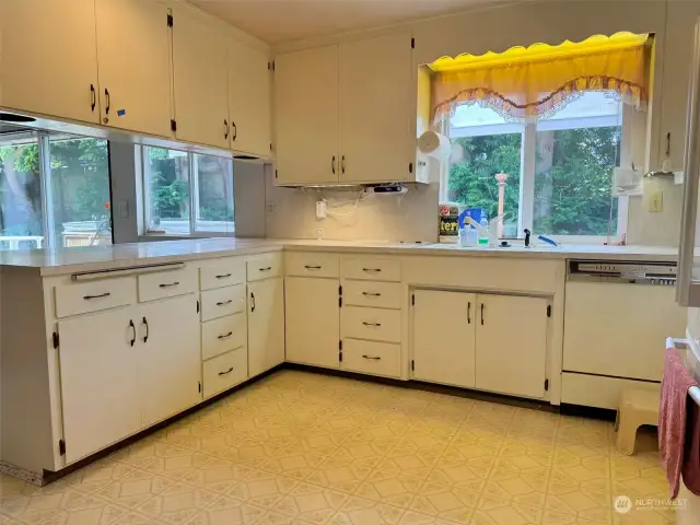 Spacious with lots of counter space & cabinets