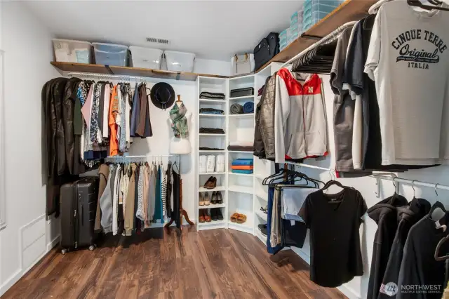 Primary Walk in Closet