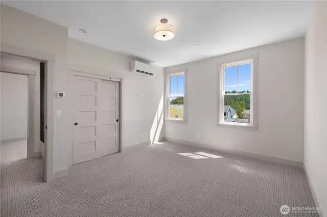 Guest bedroom 1