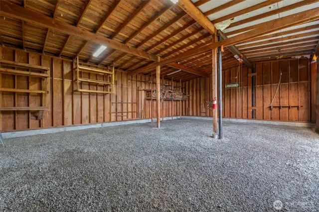 1,200 SF of high ceiling shop space perfect for automative projects, boat & RV Storage.