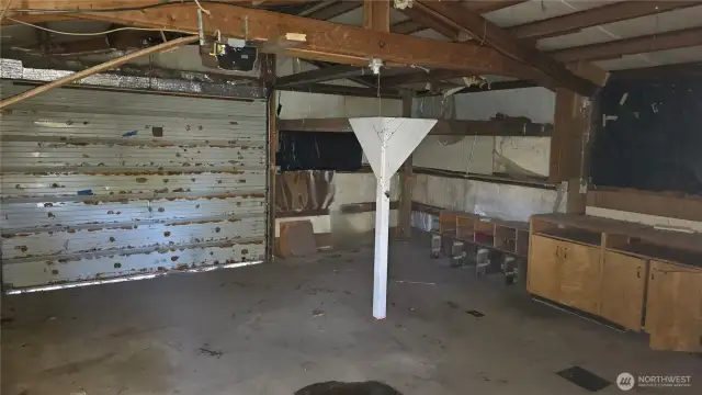 Garage/Shop