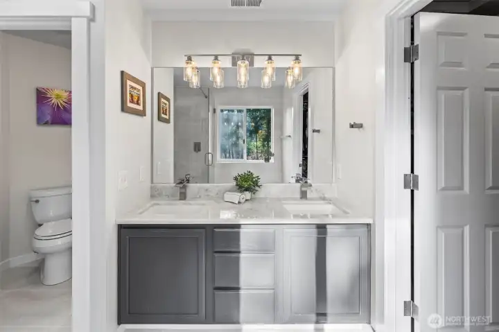 Gorgeous granite counters