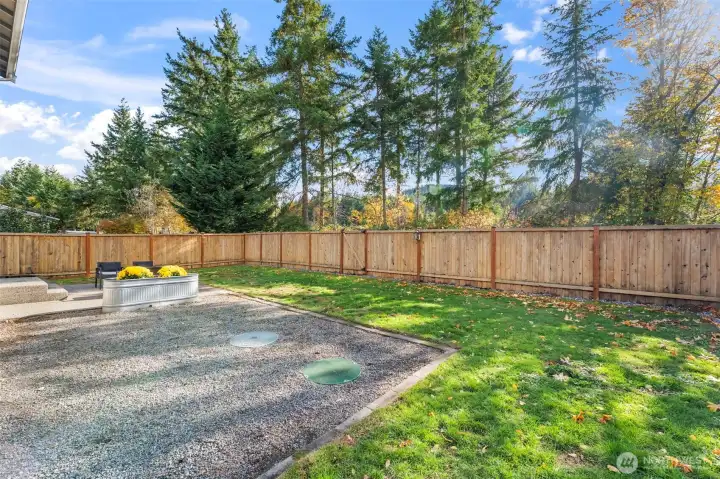 Fully fenced, private yard