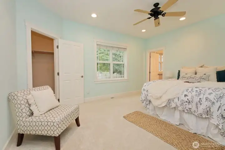 Main floor primary bedroom