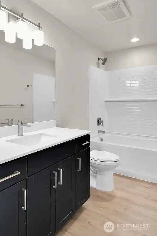 Pictures of Salish II floorplan. Some finishes may differ.