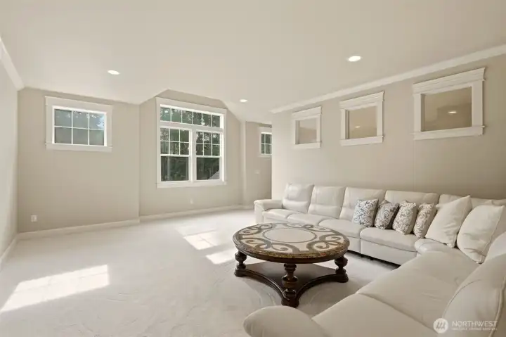 2nd floor living room