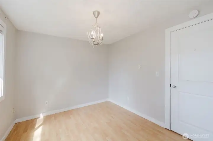 2nd bedroom
