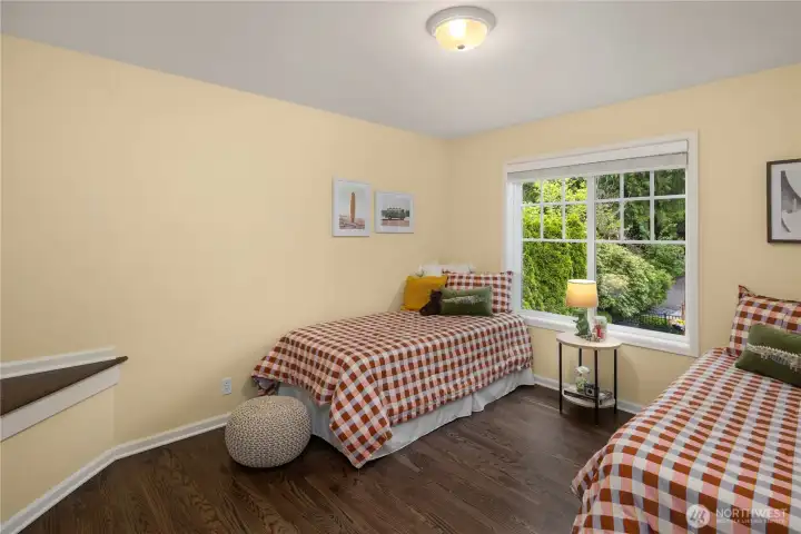 Upstairs bedroom #2