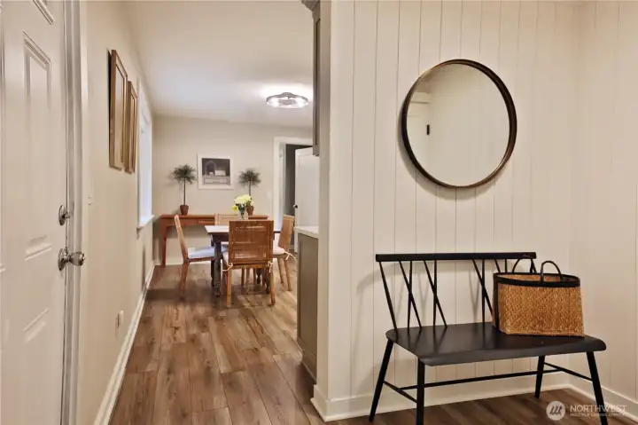 entryway leading to kitchen