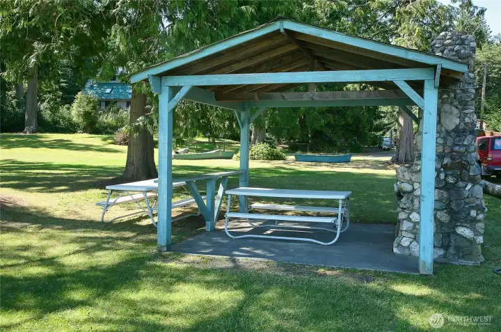 picnic shelter at residents-only Deerlake community park