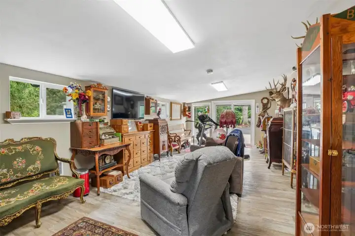 Bonus room on end of house
