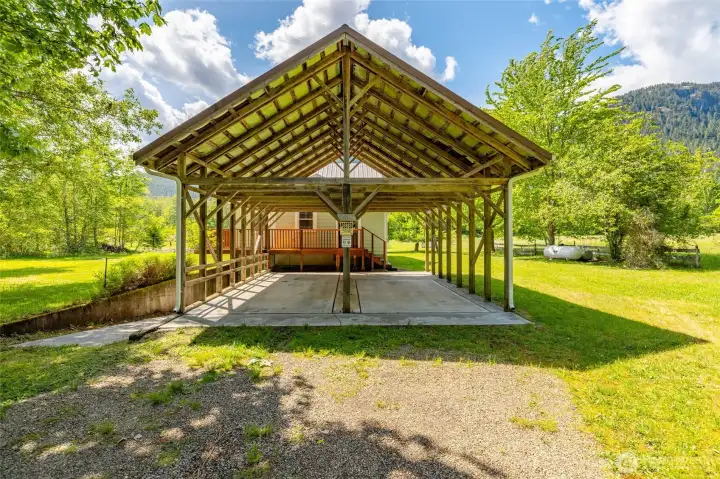 Carport