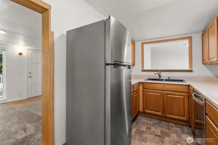 High end refrigerator