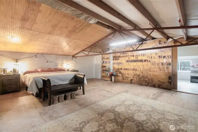 Additional loft space!