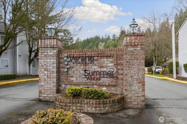 Inviting Brick Entrance Off of Avondale Road
