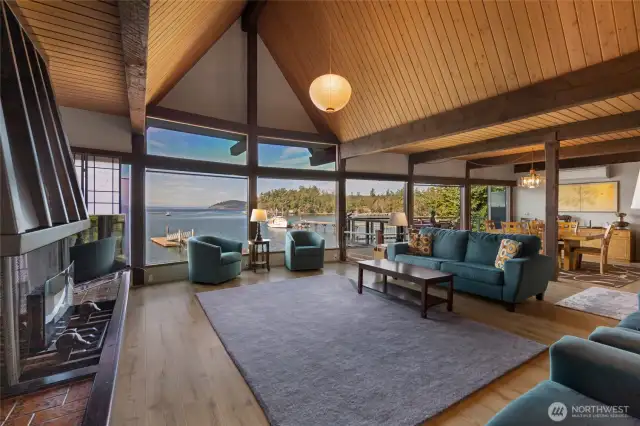 Living Room/Dining Room