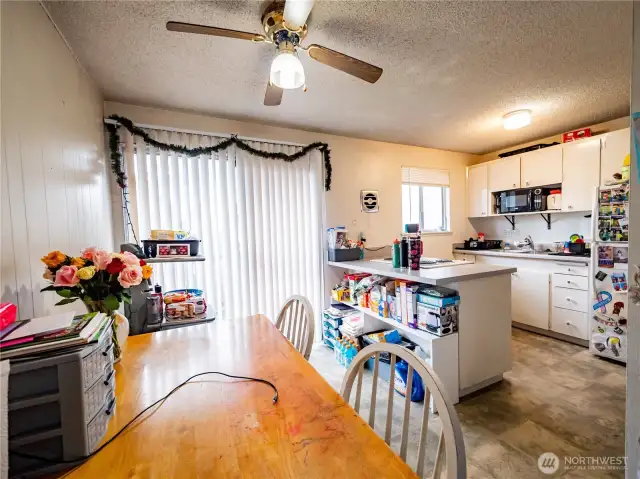3314 KITCHEN