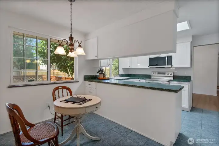 Eat-In Kitchen