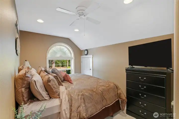 ADU bedroom