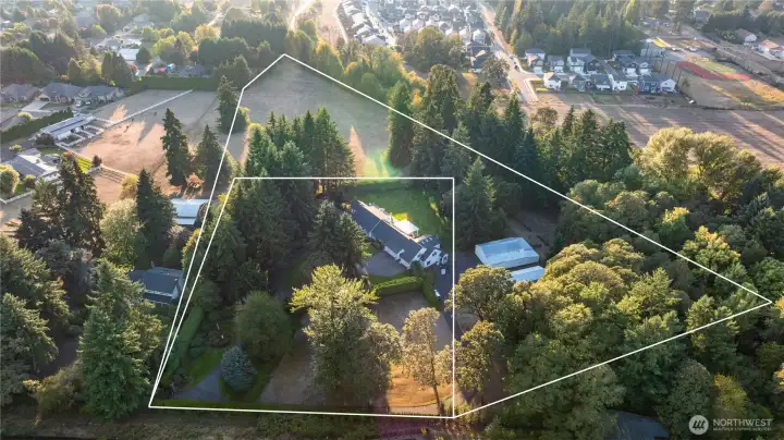 approximate lot lines