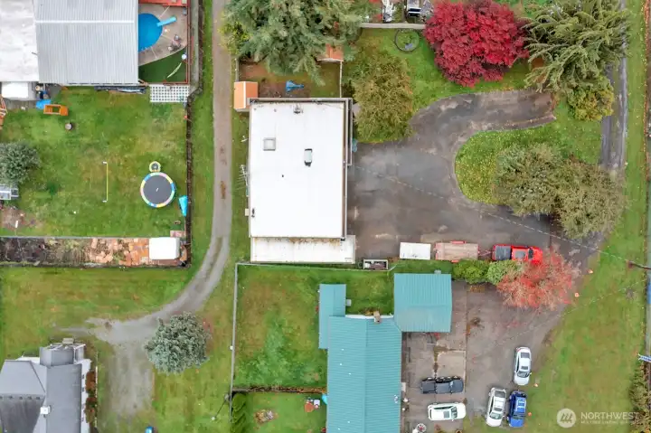 Another overview of property and home.