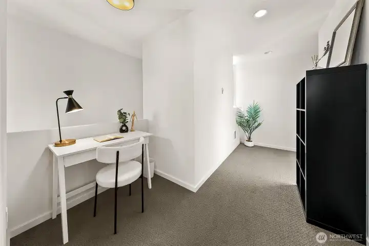 3rd level office nook