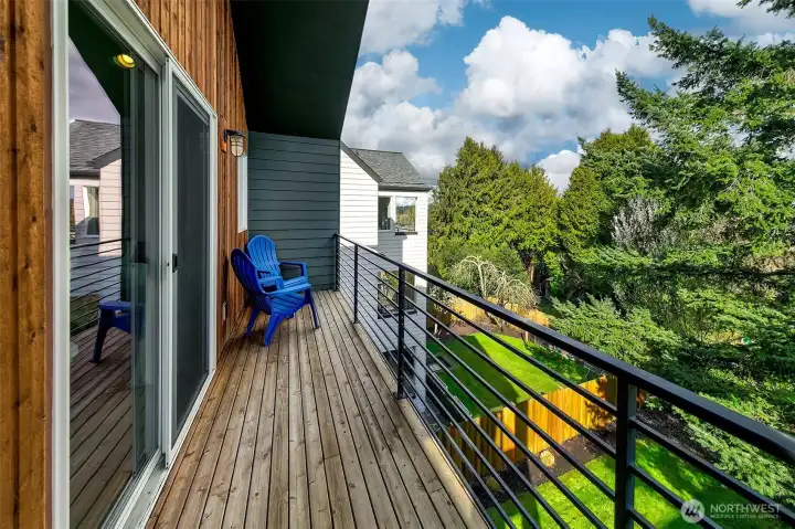 Primary balcony