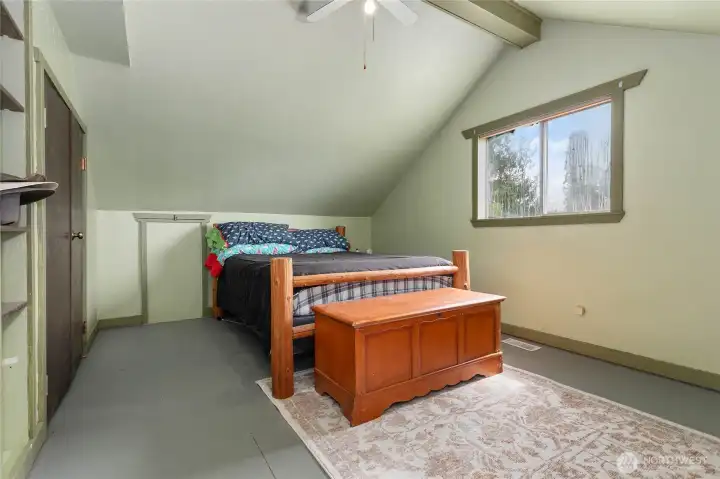 South upstairs bedroom.