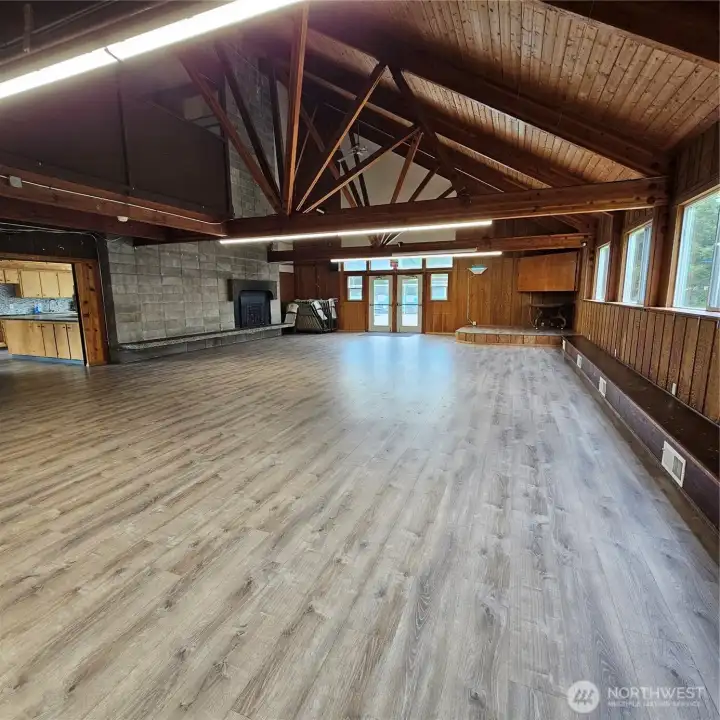 Newly updated community room that is availabe to community members rent out for events. There's a full kitchen too.