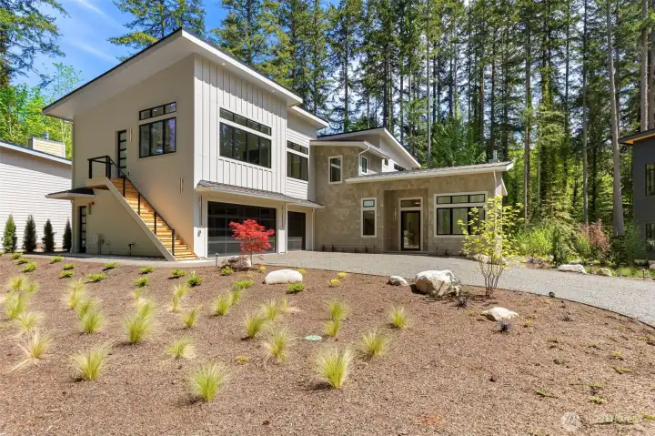 13982 Manzanita Rd NE