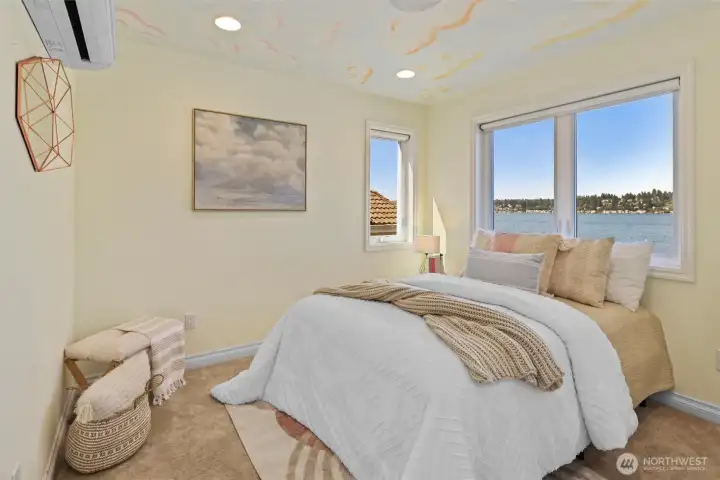 2nd Upstairs bedroom