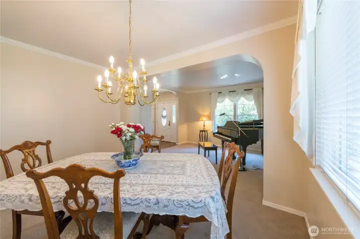 Large Dining Room / Living room