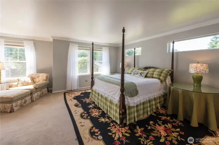 Huge Primary Suite with it's own sitting nook
