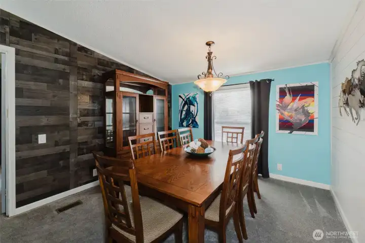 Large dining room is perfect for entertaining Large dining room is perfect for entertaining