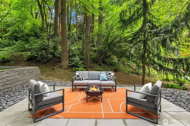 Patio for relaxing & entertaining