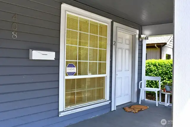 Unit #2 Entry (1st FL)